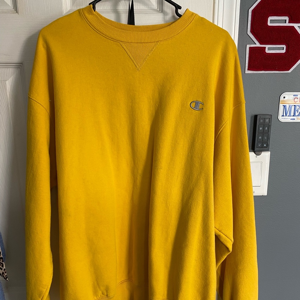 Champion pull-over